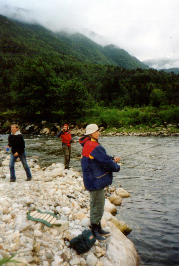 Fonna2004-09
